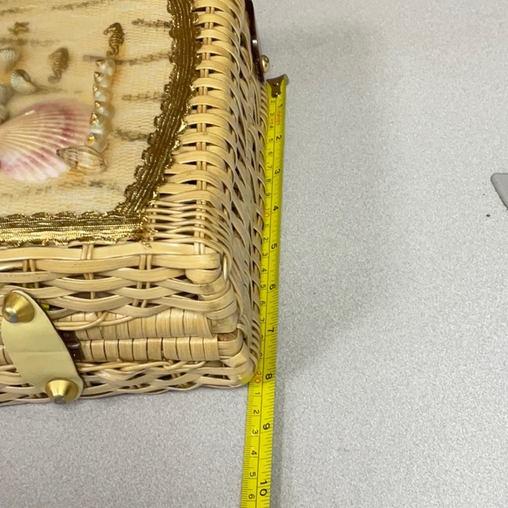 Vintage Seashell Wicker Handbag - Natural, Cream & Pink - Picture 3 of 7